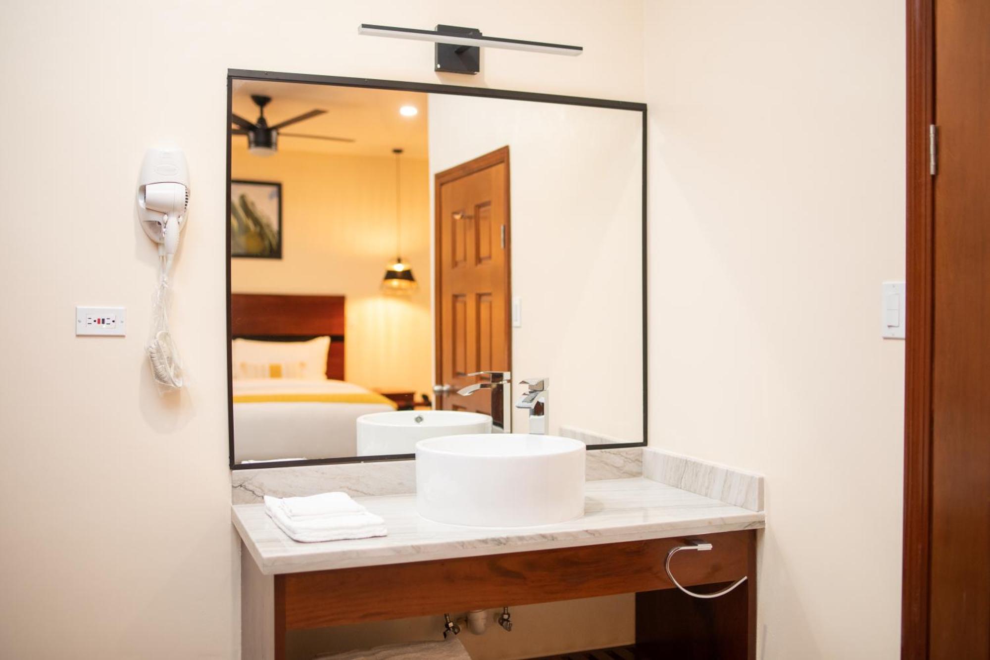 The West House Boutique Hotel San Ignacio Extérieur photo